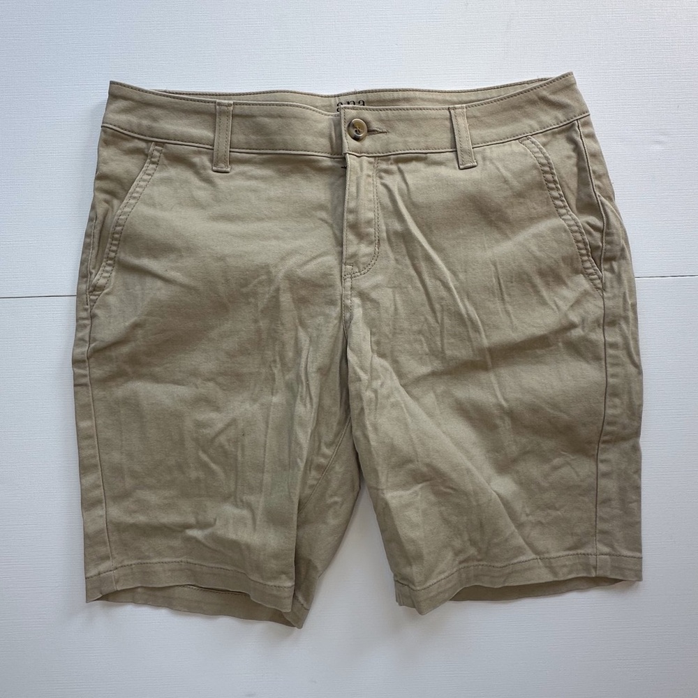 A.N.A tan khaki bermuda‎ shorts women’s 6